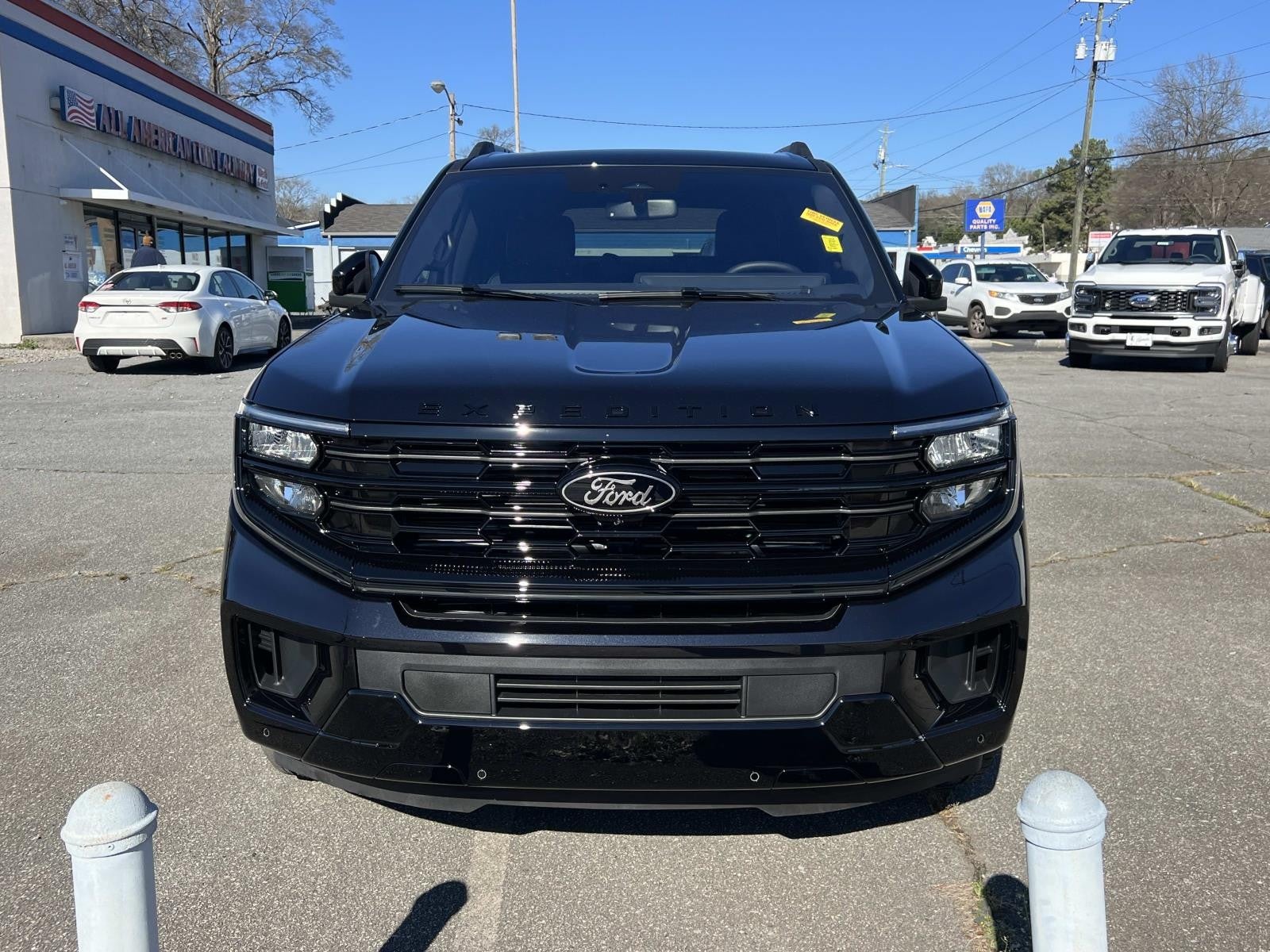 2025 Ford Expedition PLATINUM 4X4