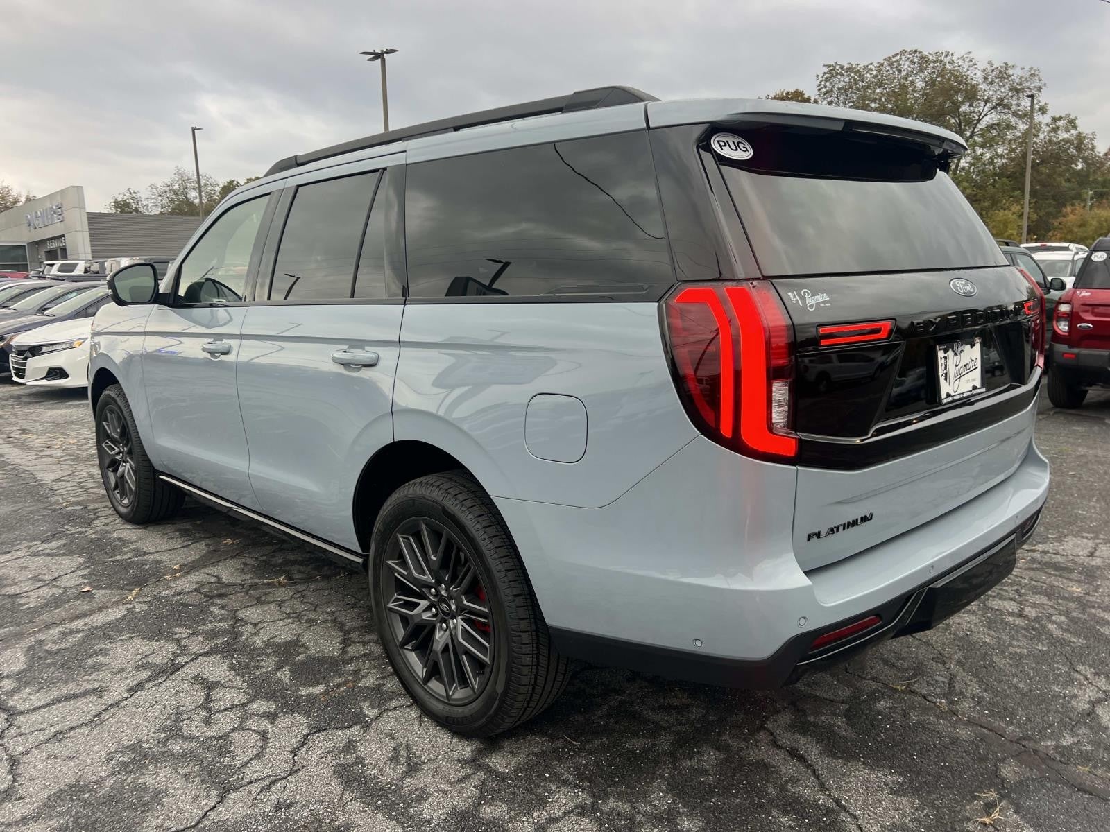 2025 Ford Expedition PLATINUM 4X4