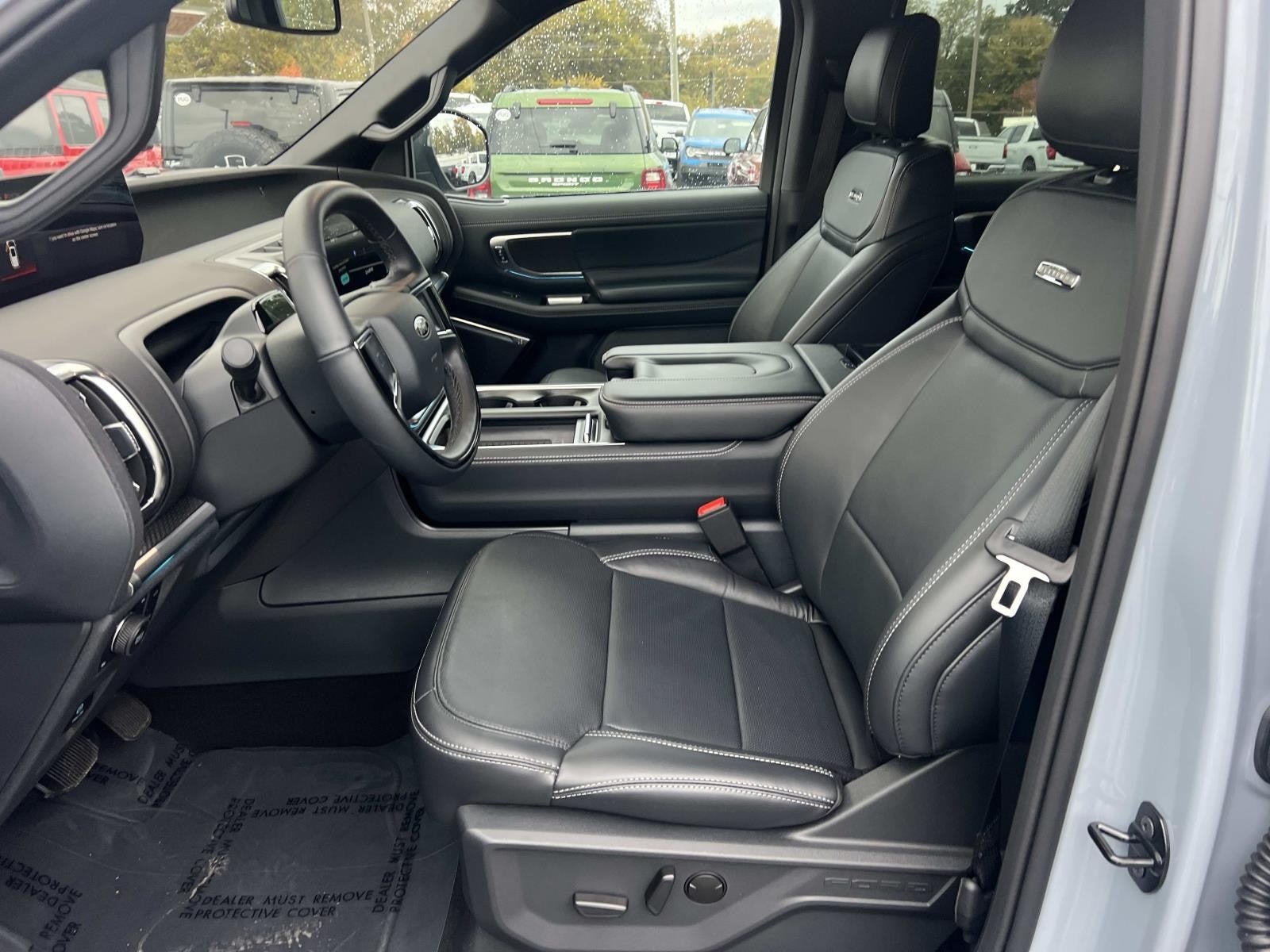 2025 Ford Expedition PLATINUM 4X4