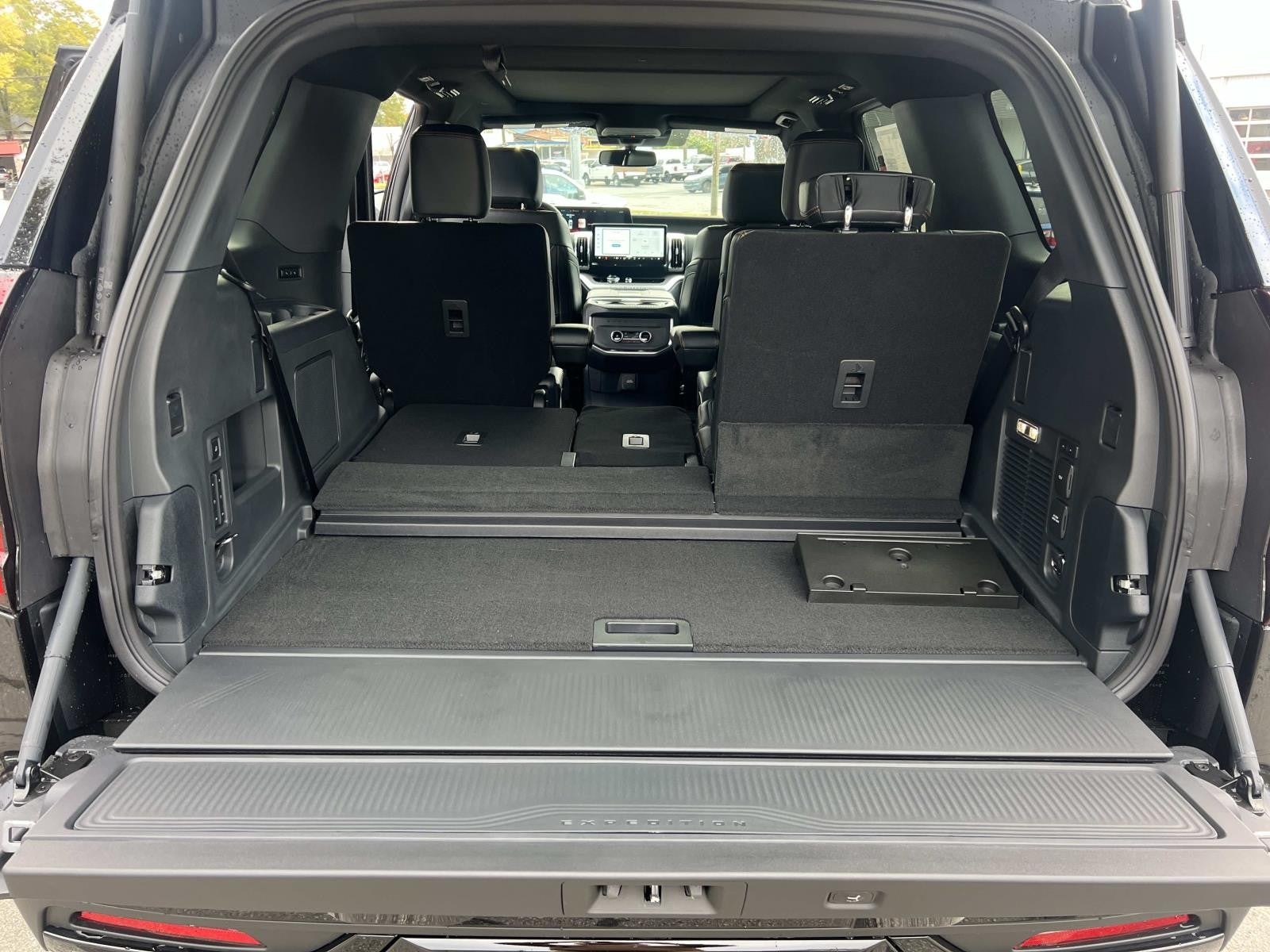 2025 Ford Expedition TREMOR 4X4