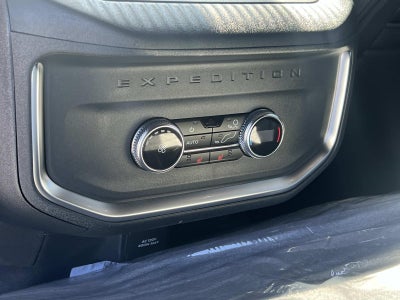 2025 Ford Expedition TREMOR 4X4
