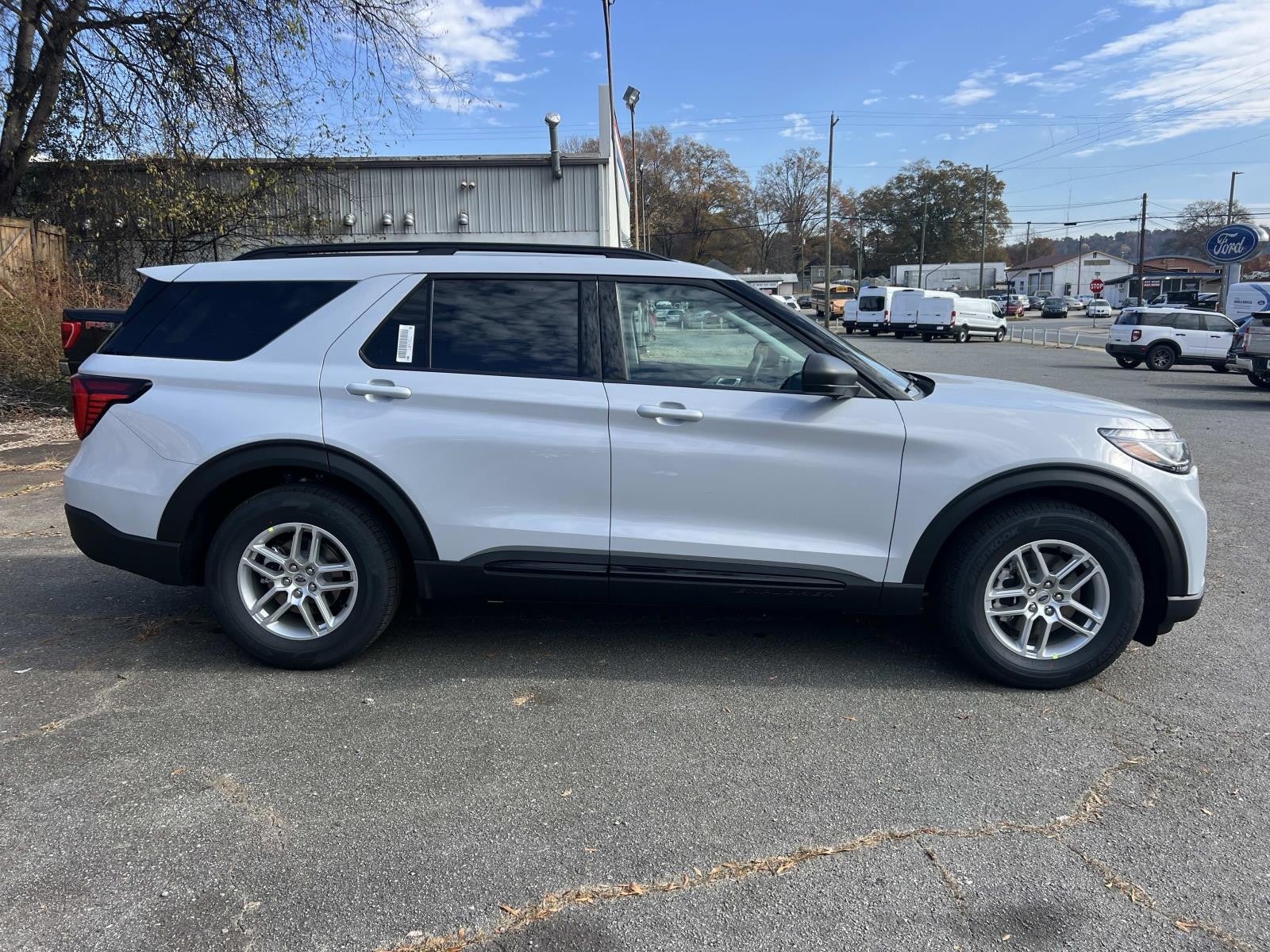 2026 Ford Explorer ACTIVE RWD