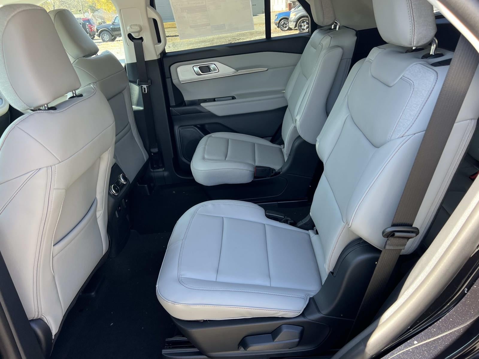 2026 Ford Explorer ACTIVE RWD