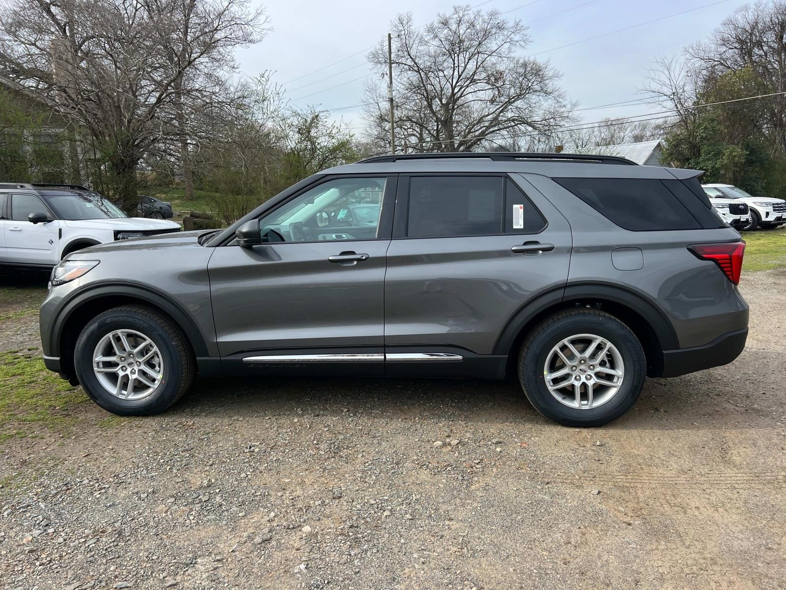 2025 Ford Explorer ACTIVE RWD