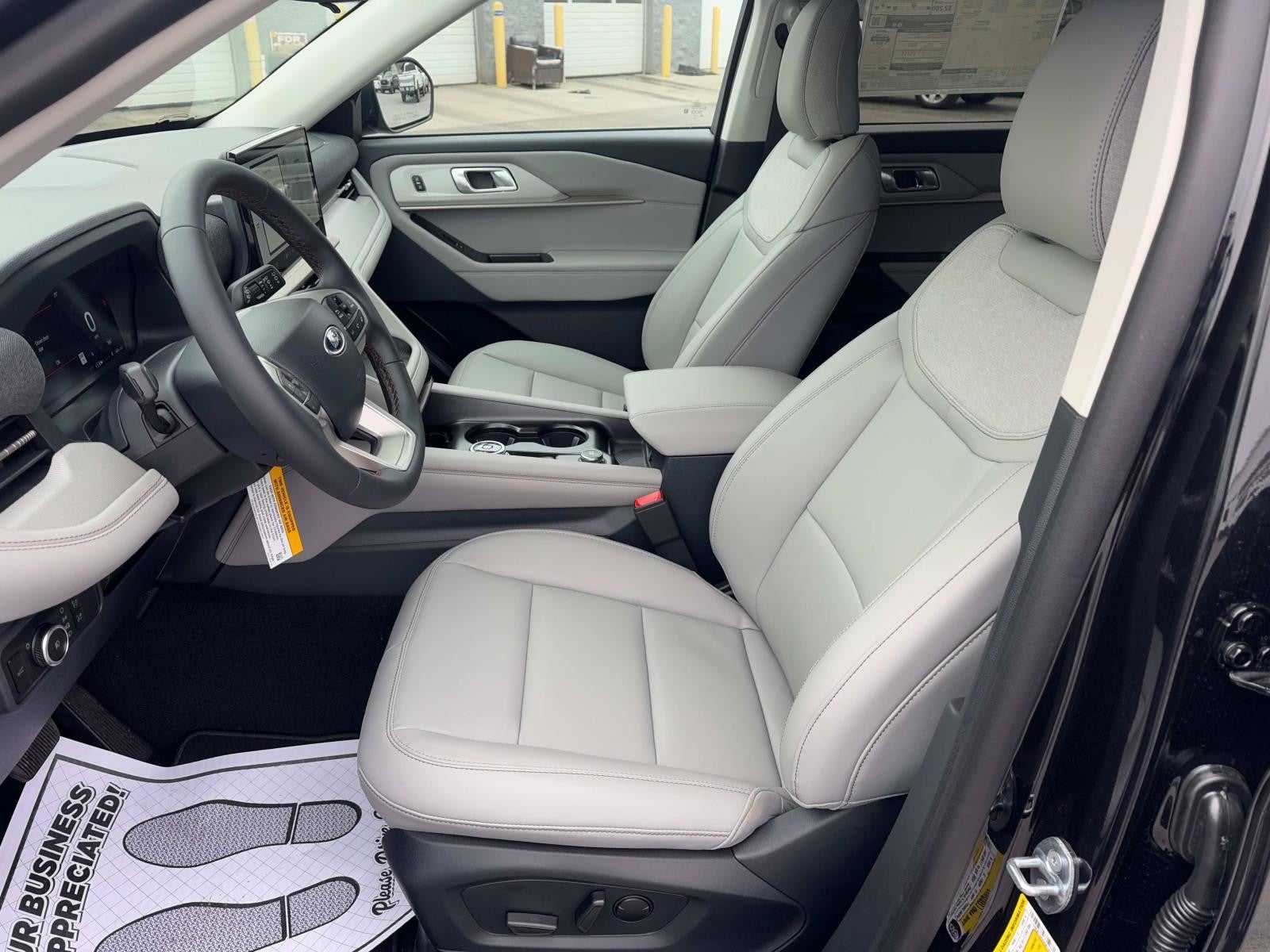 2025 Ford Explorer ACTIVE RWD