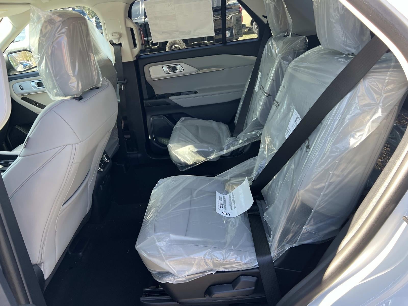 2026 Ford Explorer ACTIVE (100A) RWD