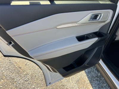 2026 Ford Explorer ACTIVE (100A) RWD