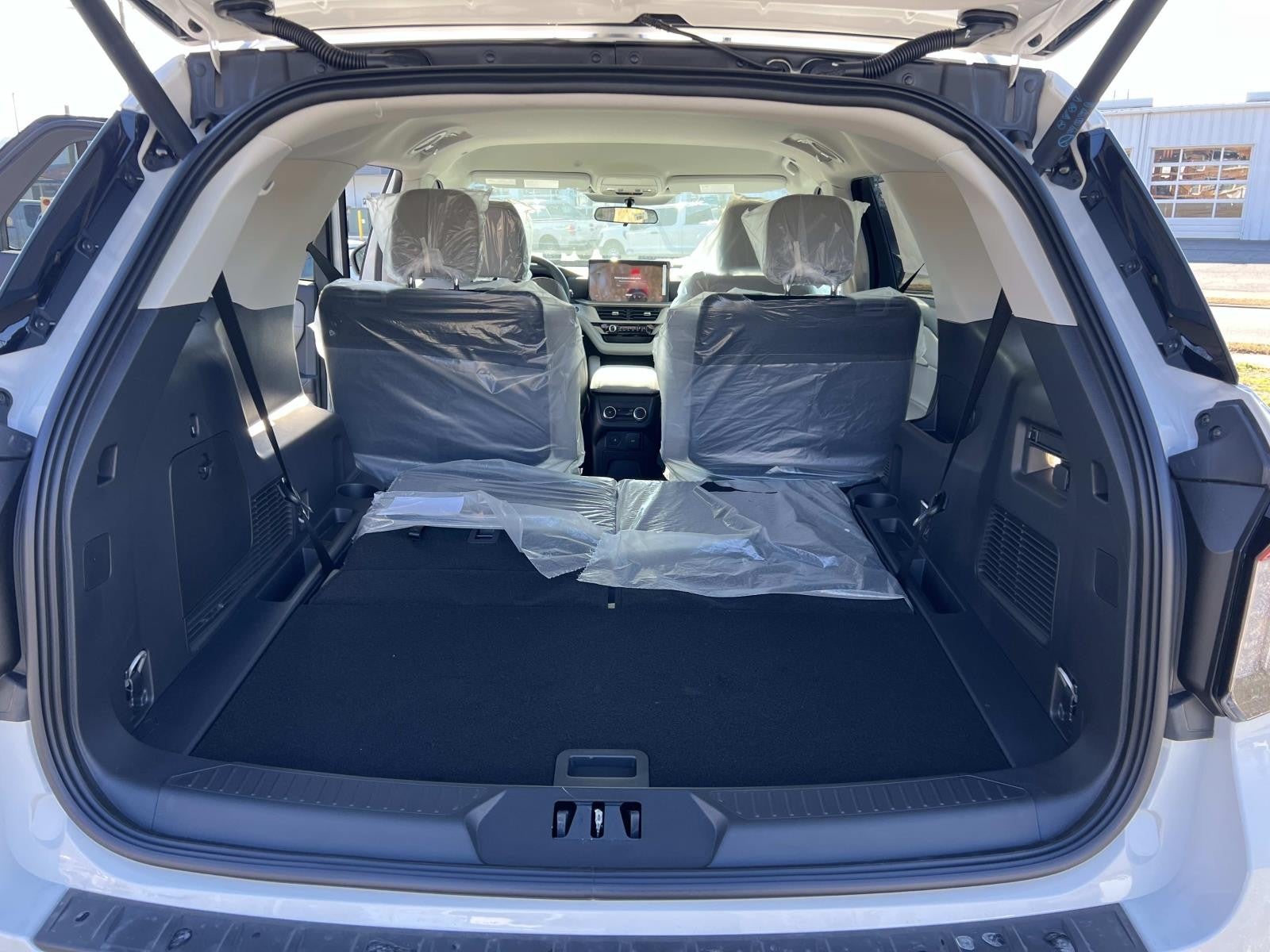 2026 Ford Explorer ACTIVE (100A) RWD