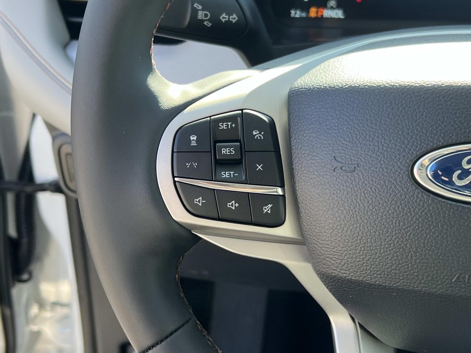 2026 Ford Explorer ACTIVE (100A) RWD