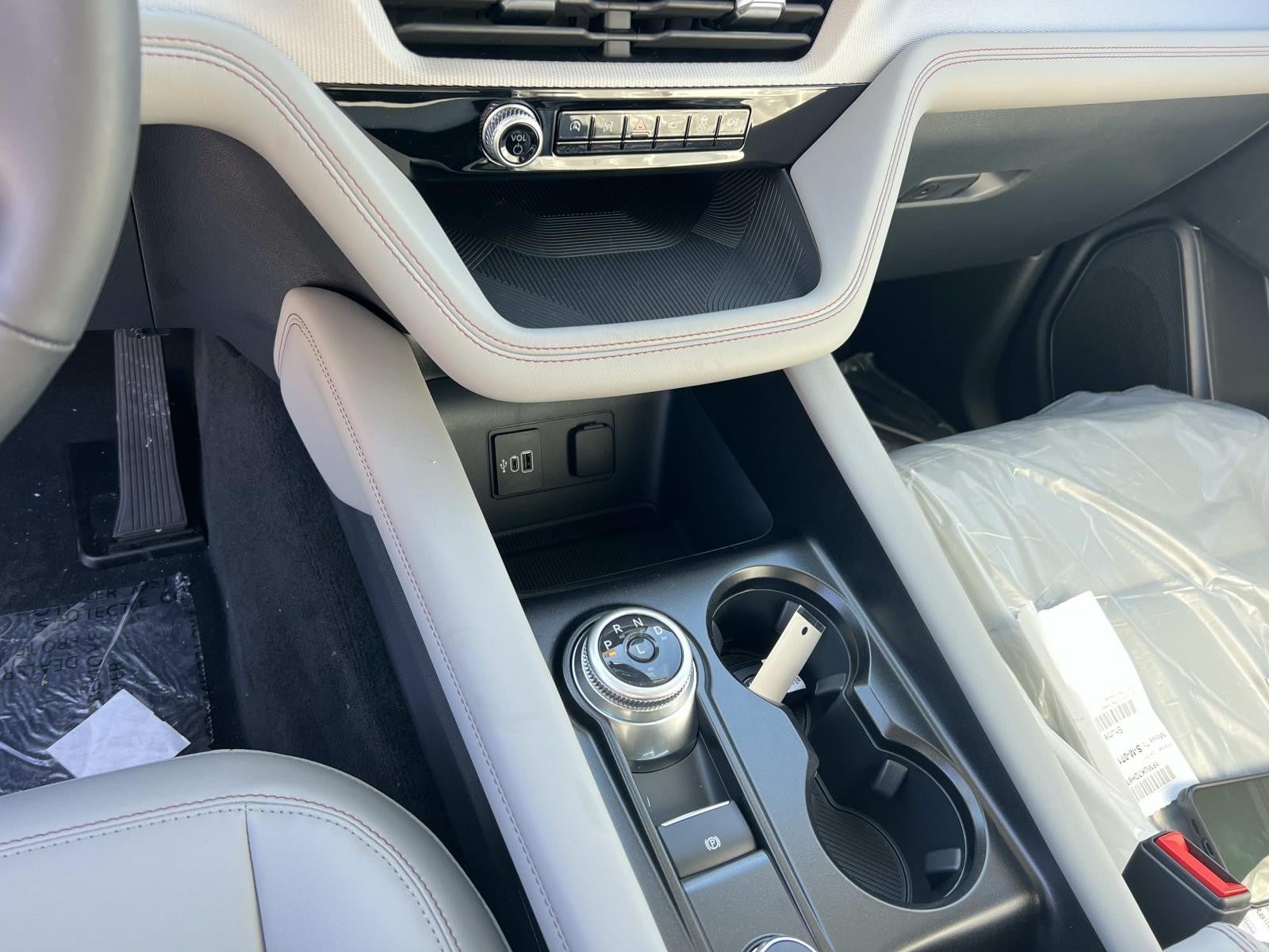 2026 Ford Explorer ACTIVE (100A) RWD