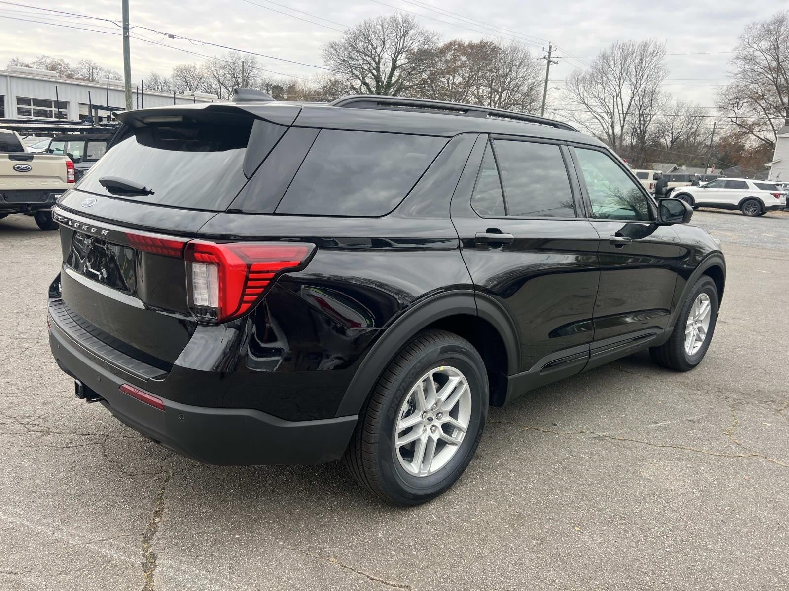 2026 Ford Explorer ACTIVE (100A) RWD