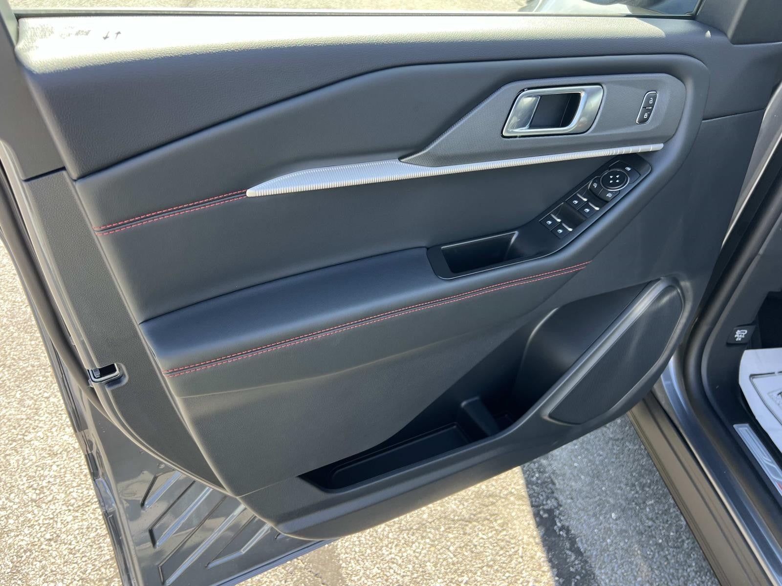 2026 Ford Explorer ST-LINE RWD