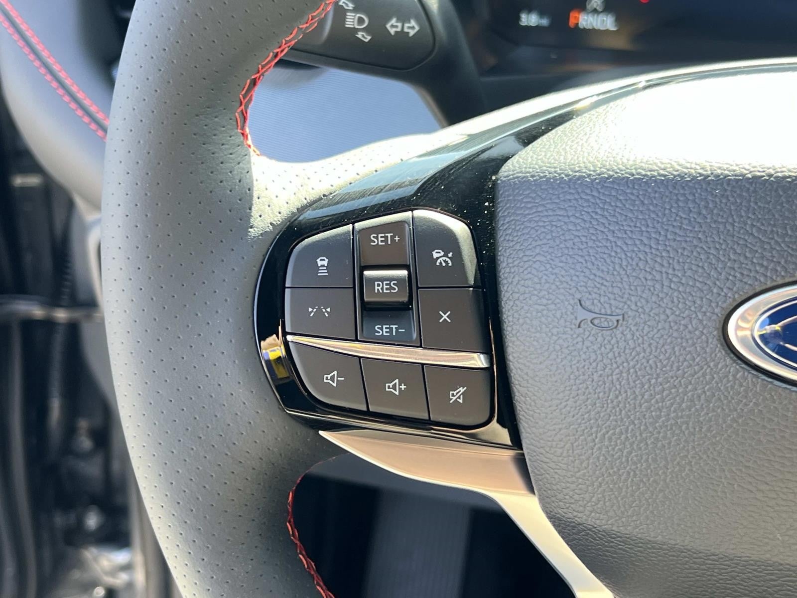 2026 Ford Explorer ST-LINE RWD