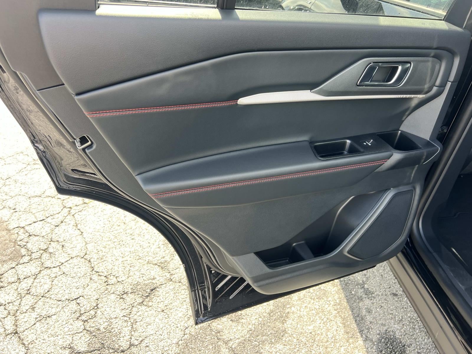 2026 Ford Explorer ST-LINE RWD