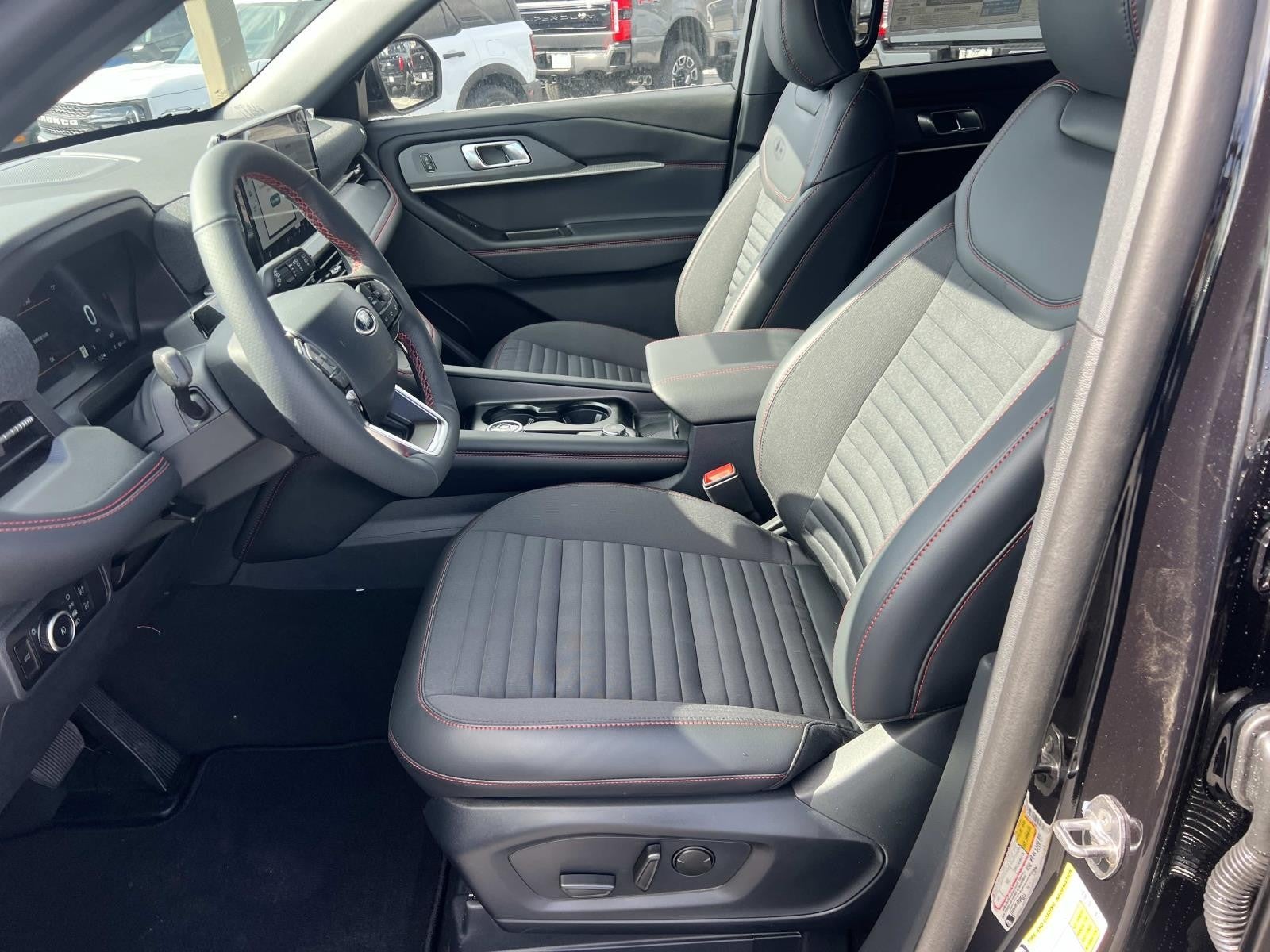 2026 Ford Explorer ST-LINE RWD