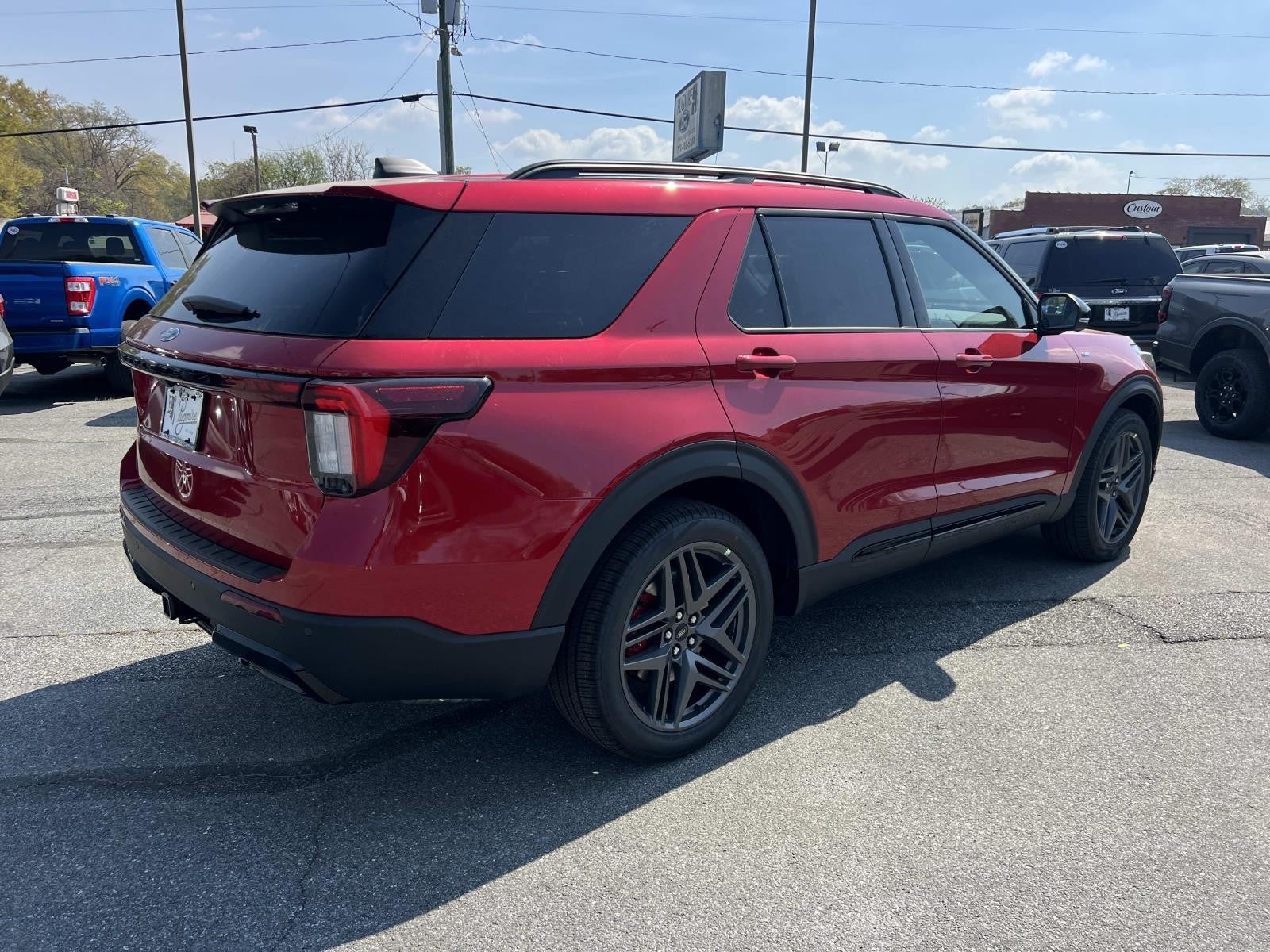 2026 Ford Explorer ST-LINE RWD
