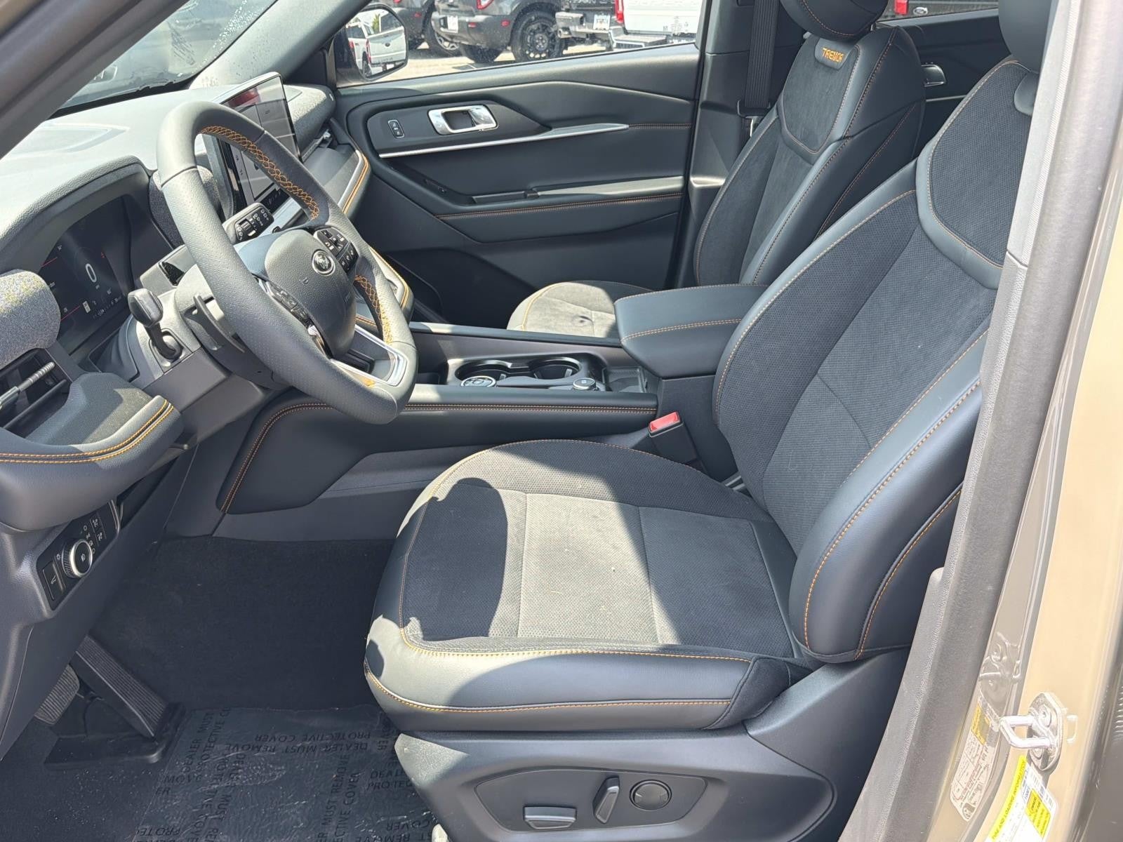 2026 Ford Explorer TREMOR 4WD