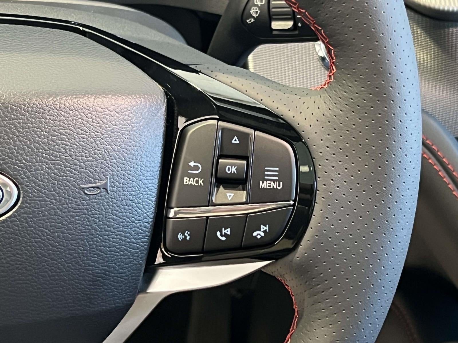 2026 Ford Explorer ST-LINE 4WD