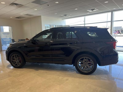 2026 Ford Explorer ST-LINE 4WD