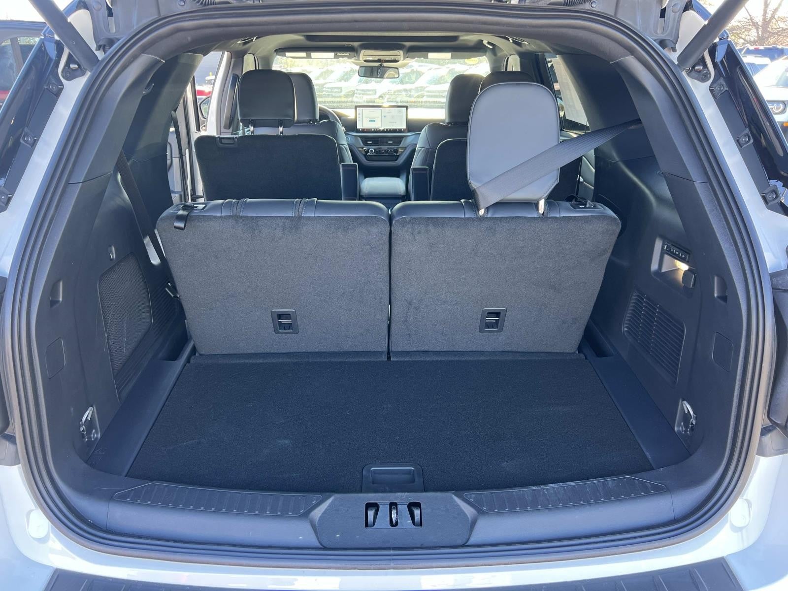 2026 Ford Explorer ST RWD