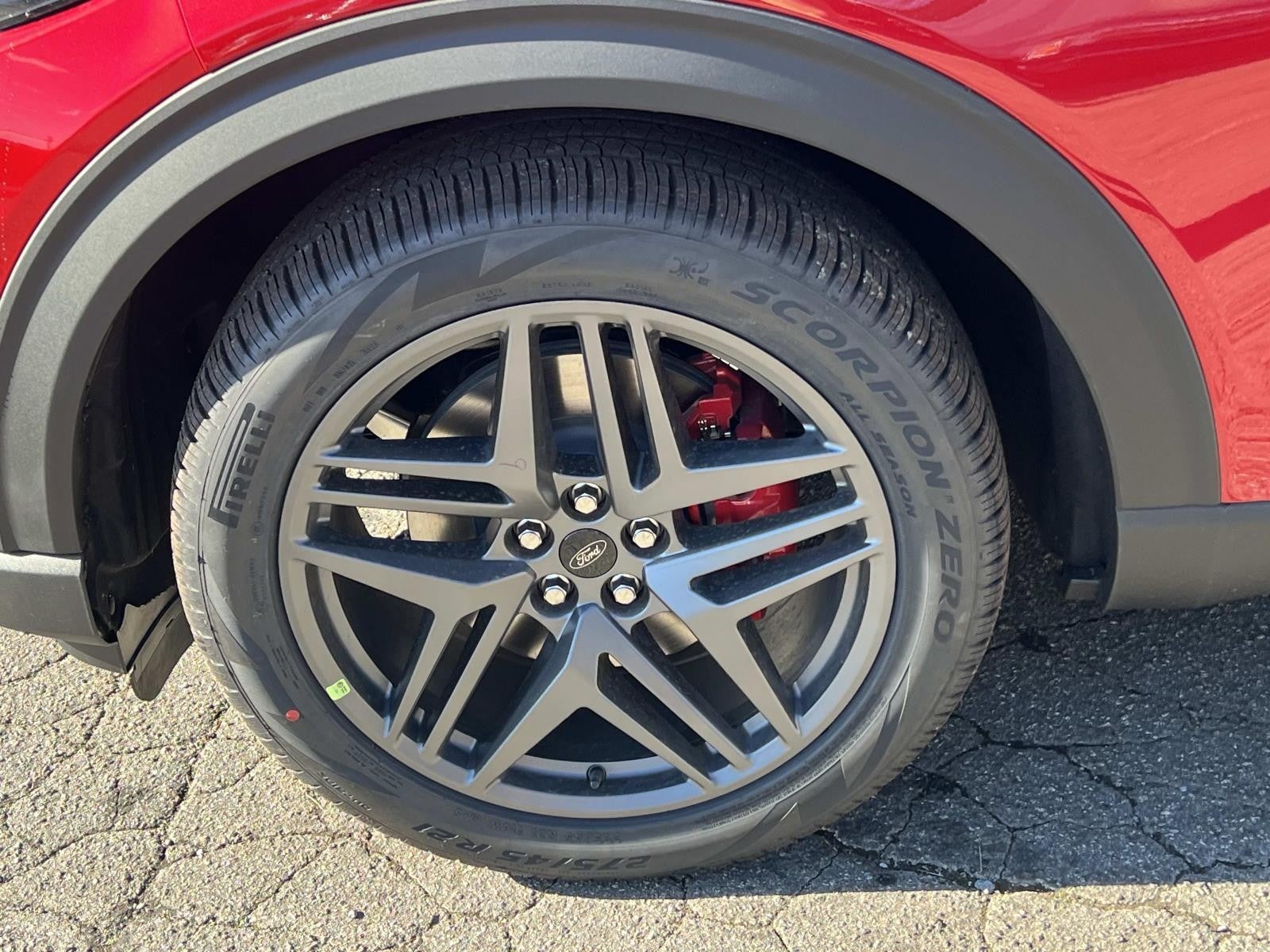 2026 Ford Explorer ST 4WD