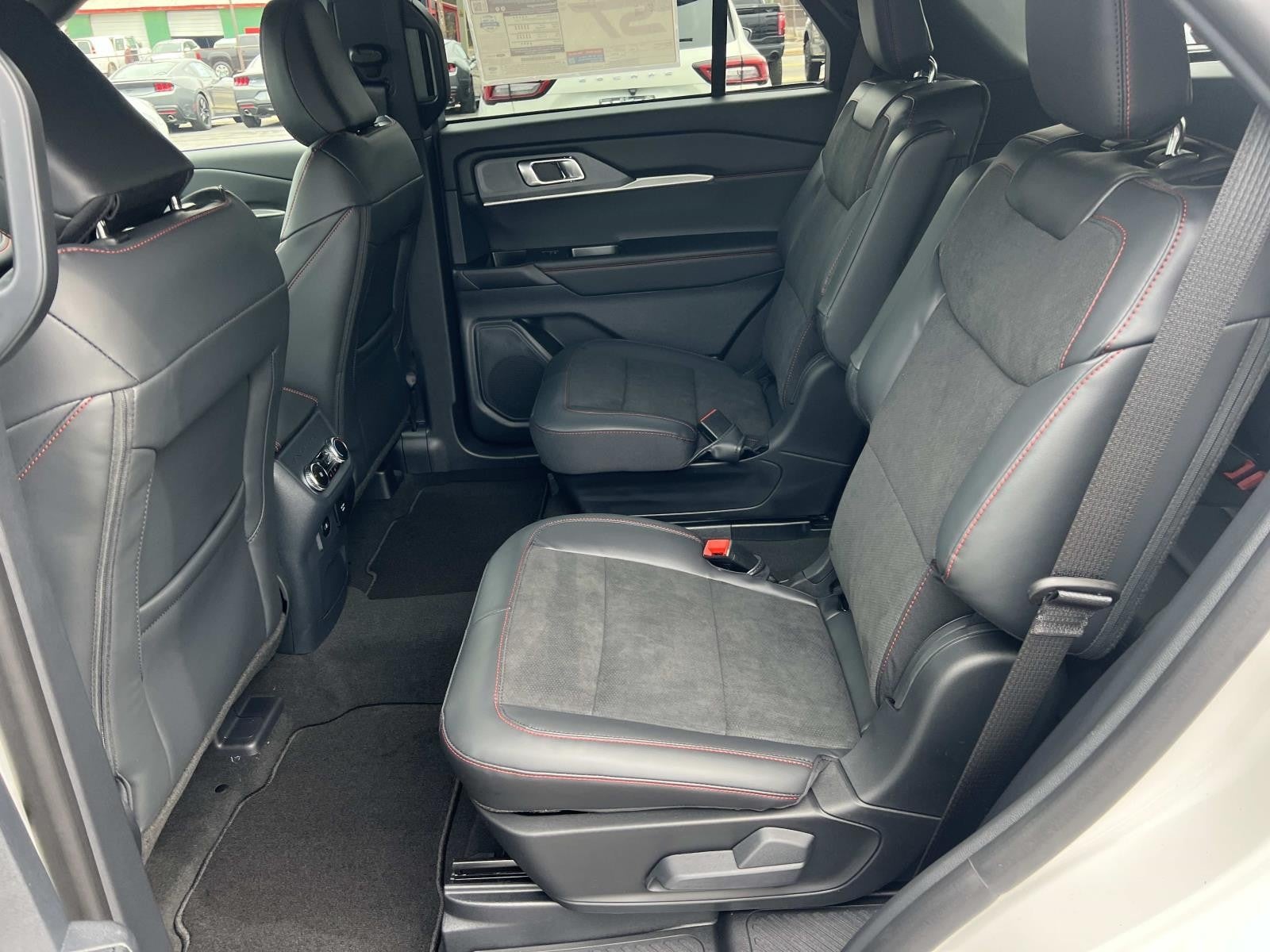 2026 Ford Explorer ST 4WD