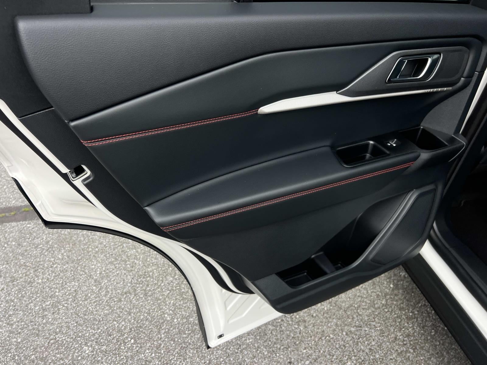 2026 Ford Explorer ST 4WD