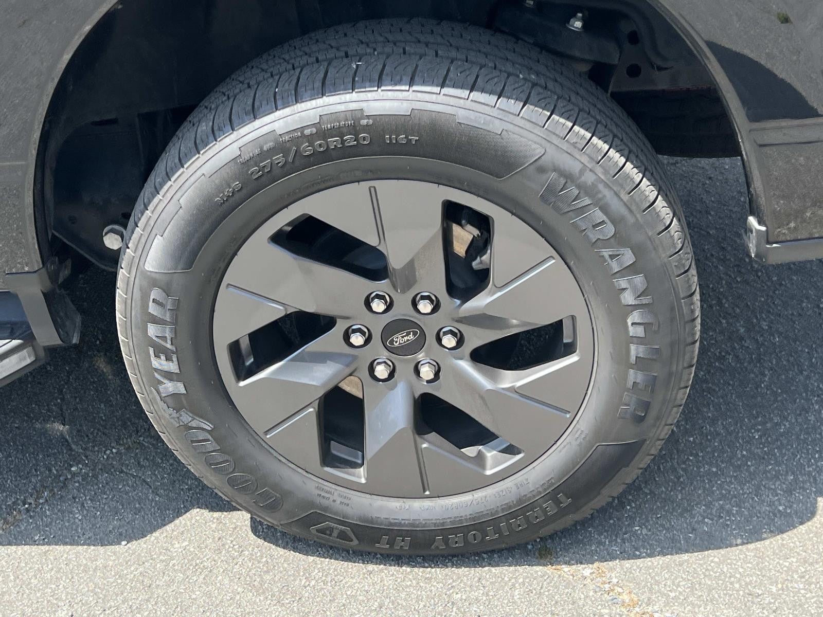2023 Ford F-150 Lightning LARIAT