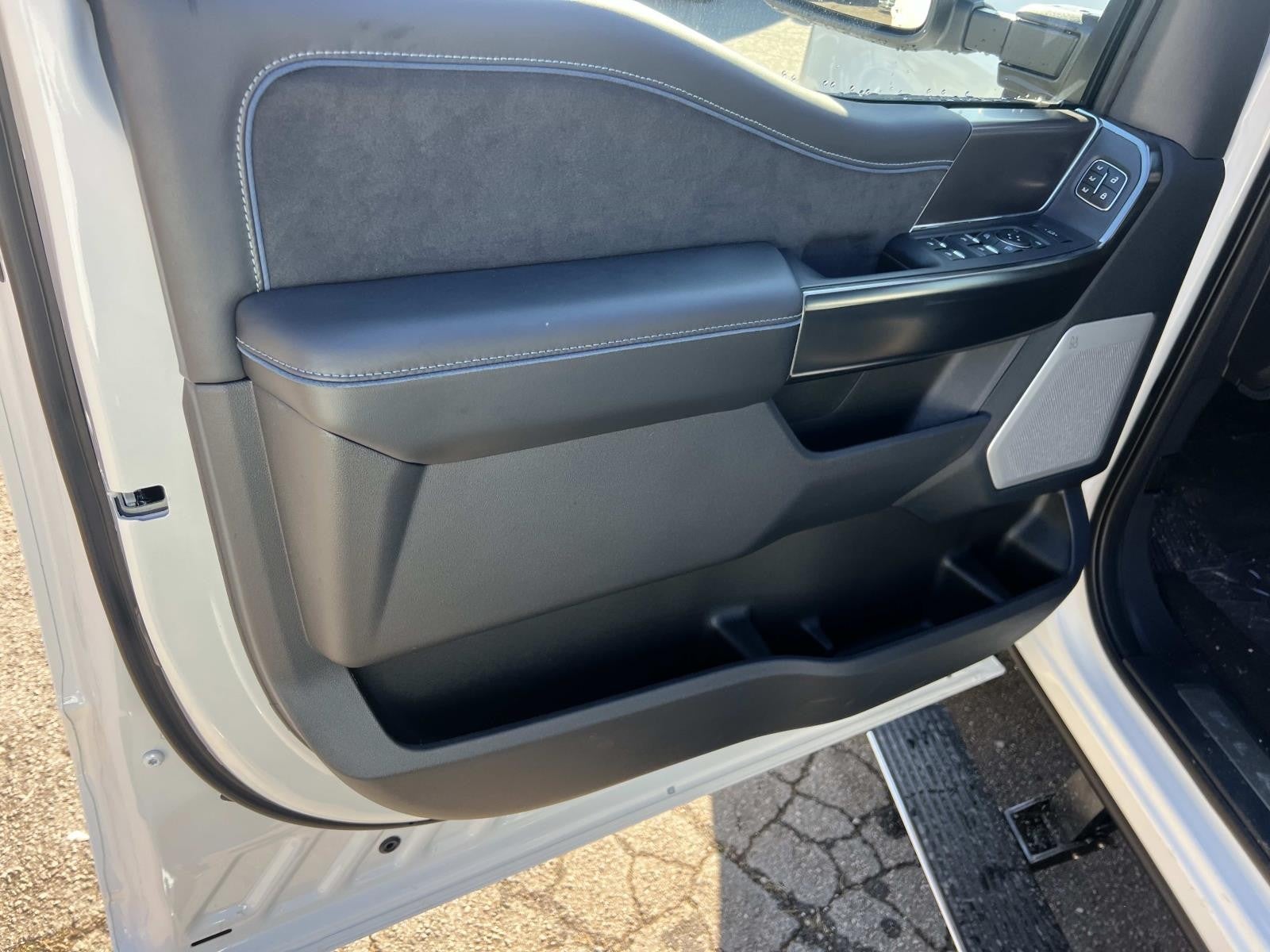 2026 Ford Super Duty F-250 SRW PLATINUM 4WD CREW CAB 6.7