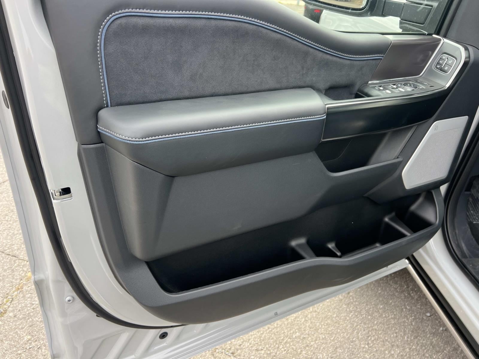 2026 Ford Super Duty F-250 SRW PLATINUM 4WD CREW CAB 6.7