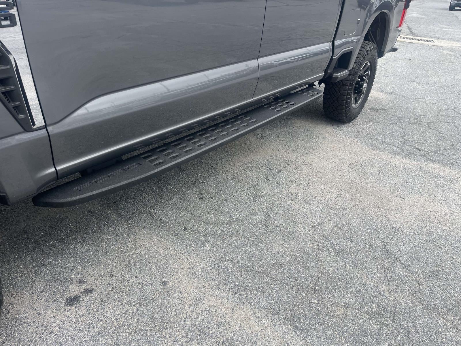 2025 Ford Super Duty F-250 SRW XLT 4WD CREW CAB 6.75' BO