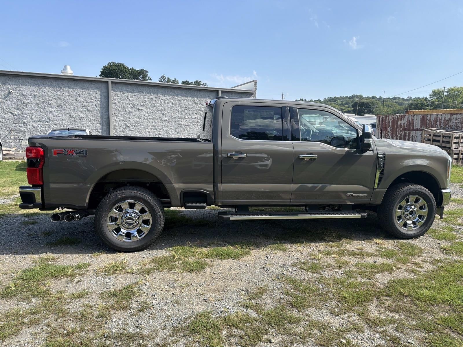 2026 Ford Super Duty F-250 SRW LARIAT 4WD CREW CAB 6.75'