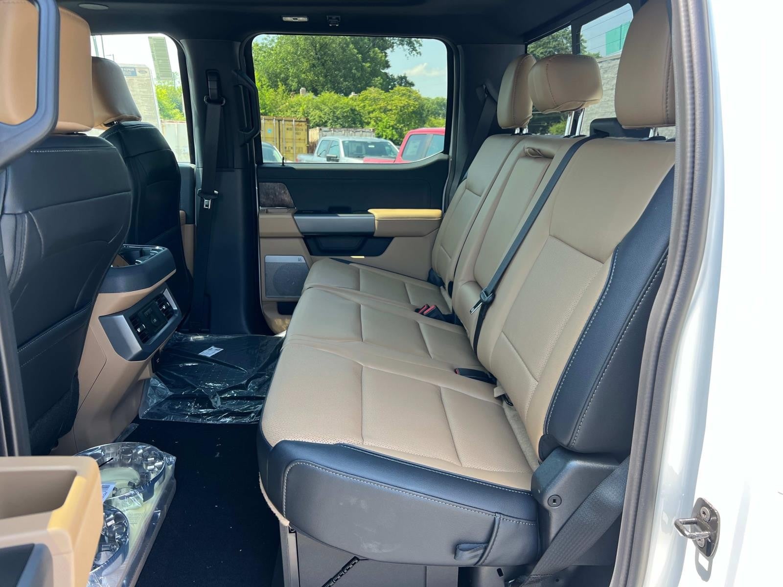 2025 Ford Super Duty F-250 SRW LARIAT 4WD CREW CAB 6.75' PUG PACKAGE