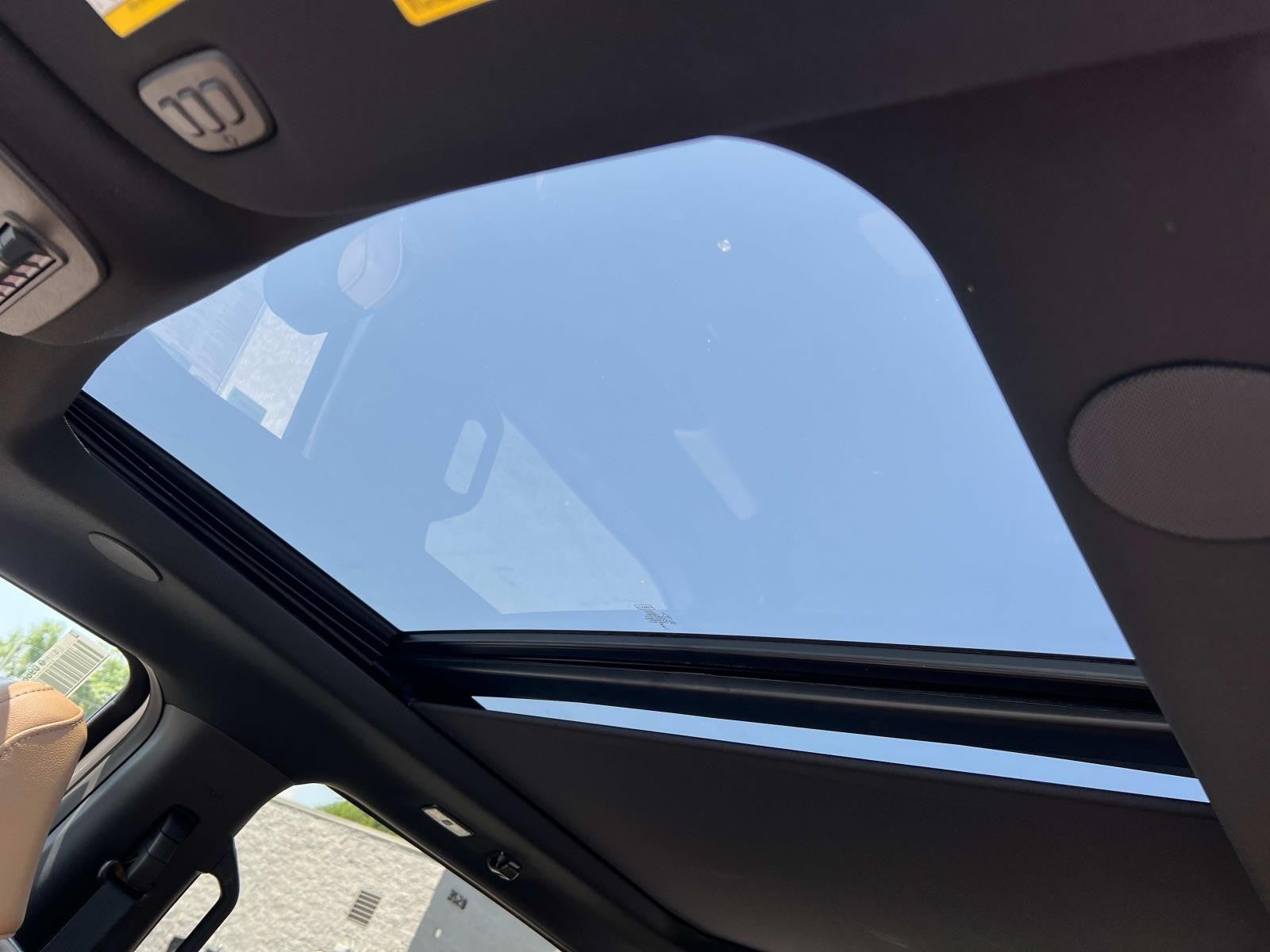 2025 Ford Super Duty F-250 SRW LARIAT 4WD CREW CAB 6.75' PUG PACKAGE