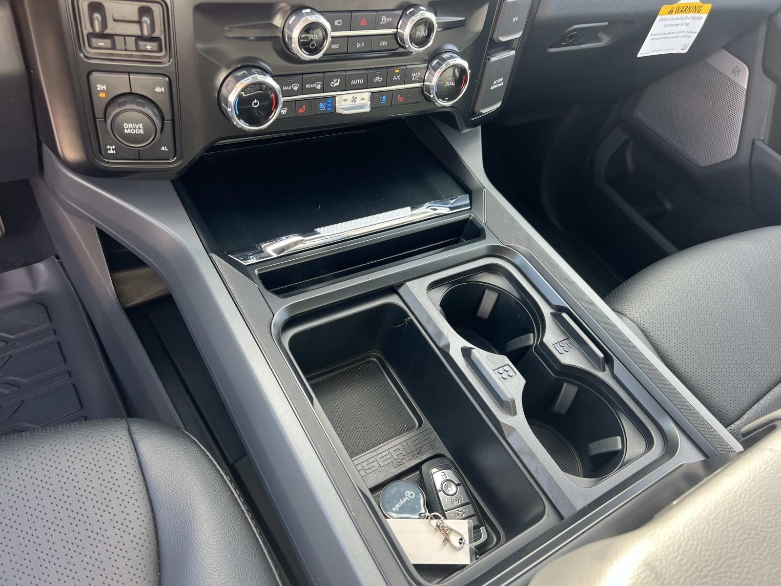 2026 Ford Super Duty F-250 SRW LARIAT 4WD CREW CAB 6.75'