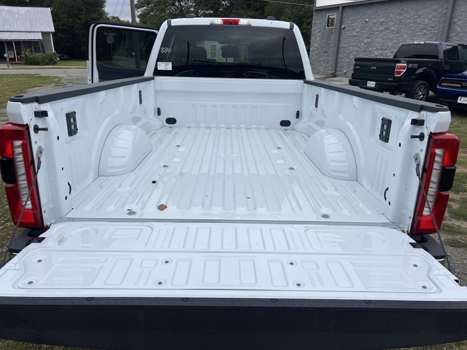 2026 Ford Super Duty F-350 SRW LARIAT 2WD CREW CAB 6.75'