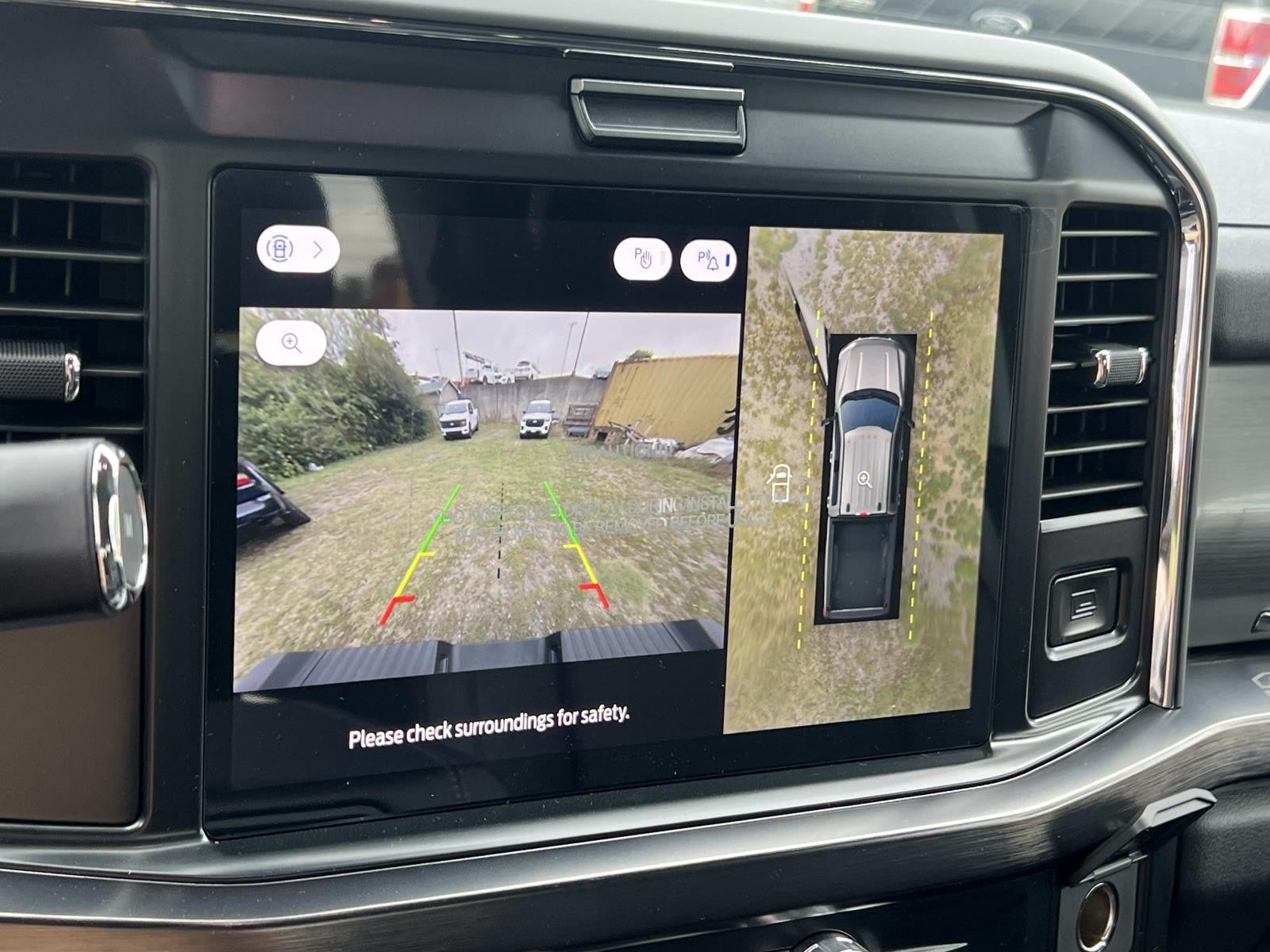 2026 Ford Super Duty F-350 SRW LARIAT 2WD CREW CAB 6.75'