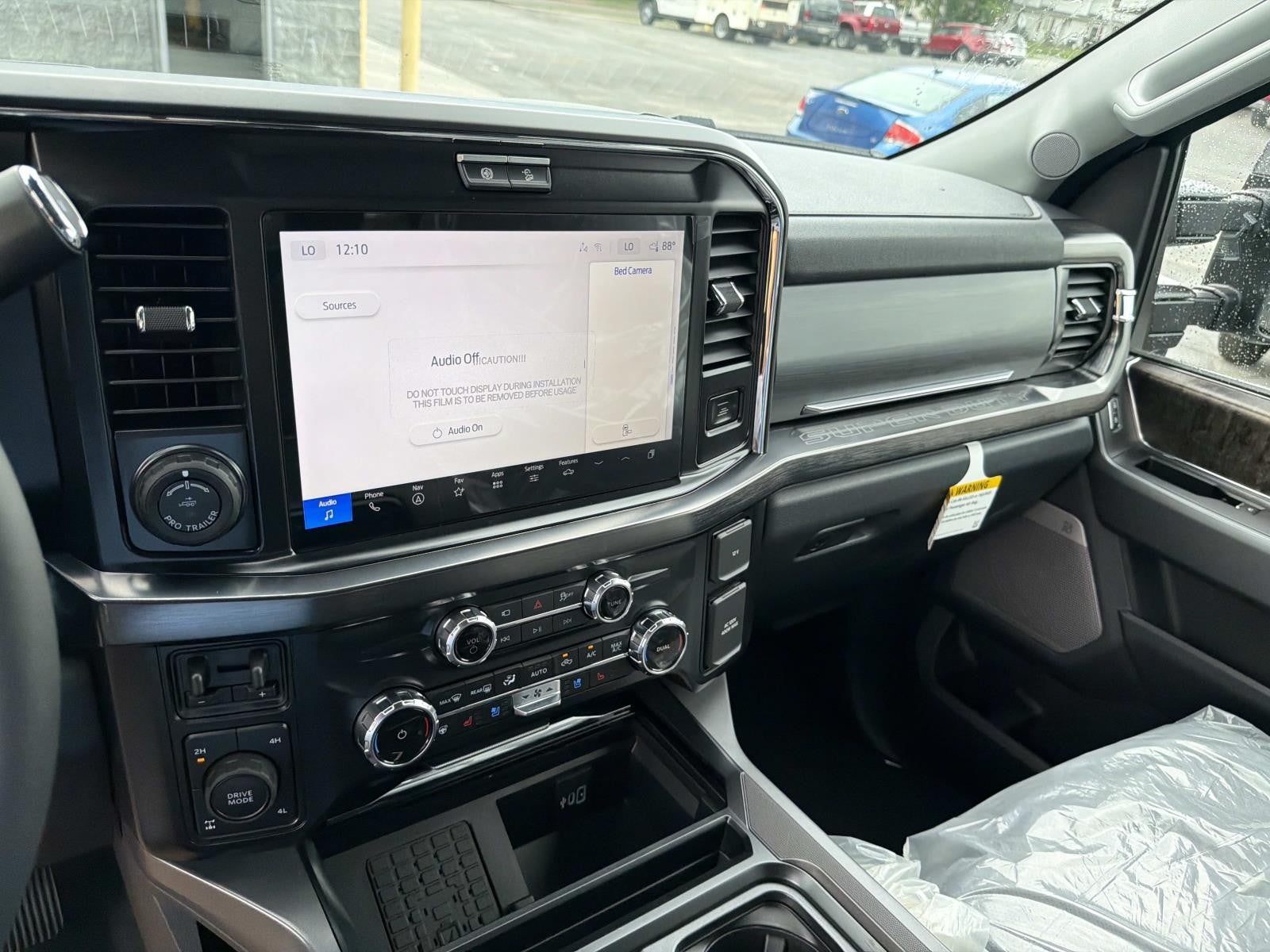 2026 Ford Super Duty F-350 SRW LARIAT 4WD CREW CAB 6.75'