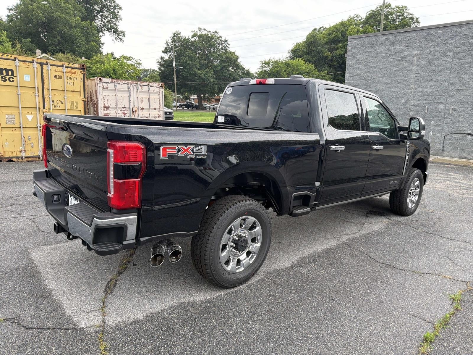 2026 Ford Super Duty F-350 SRW LARIAT 4WD CREW CAB 6.75'