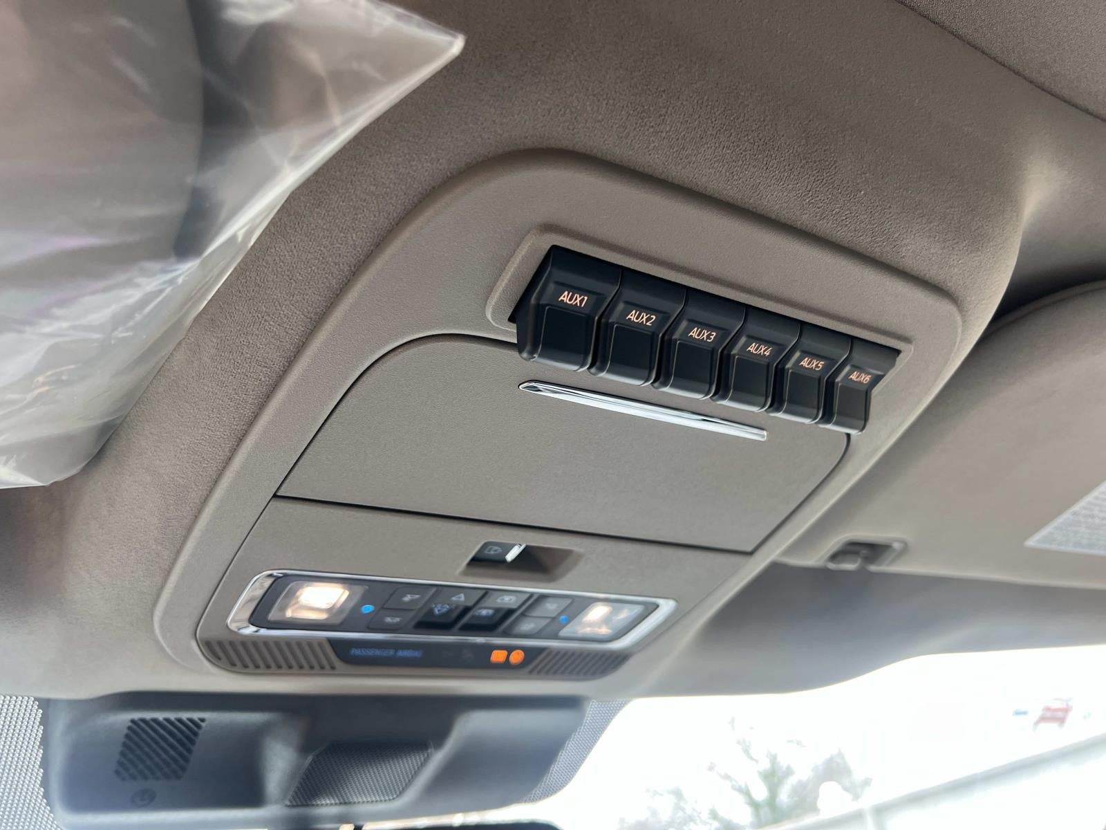 2026 Ford Super Duty F-350 DRW PLATINUM 4WD CREW CAB 8'