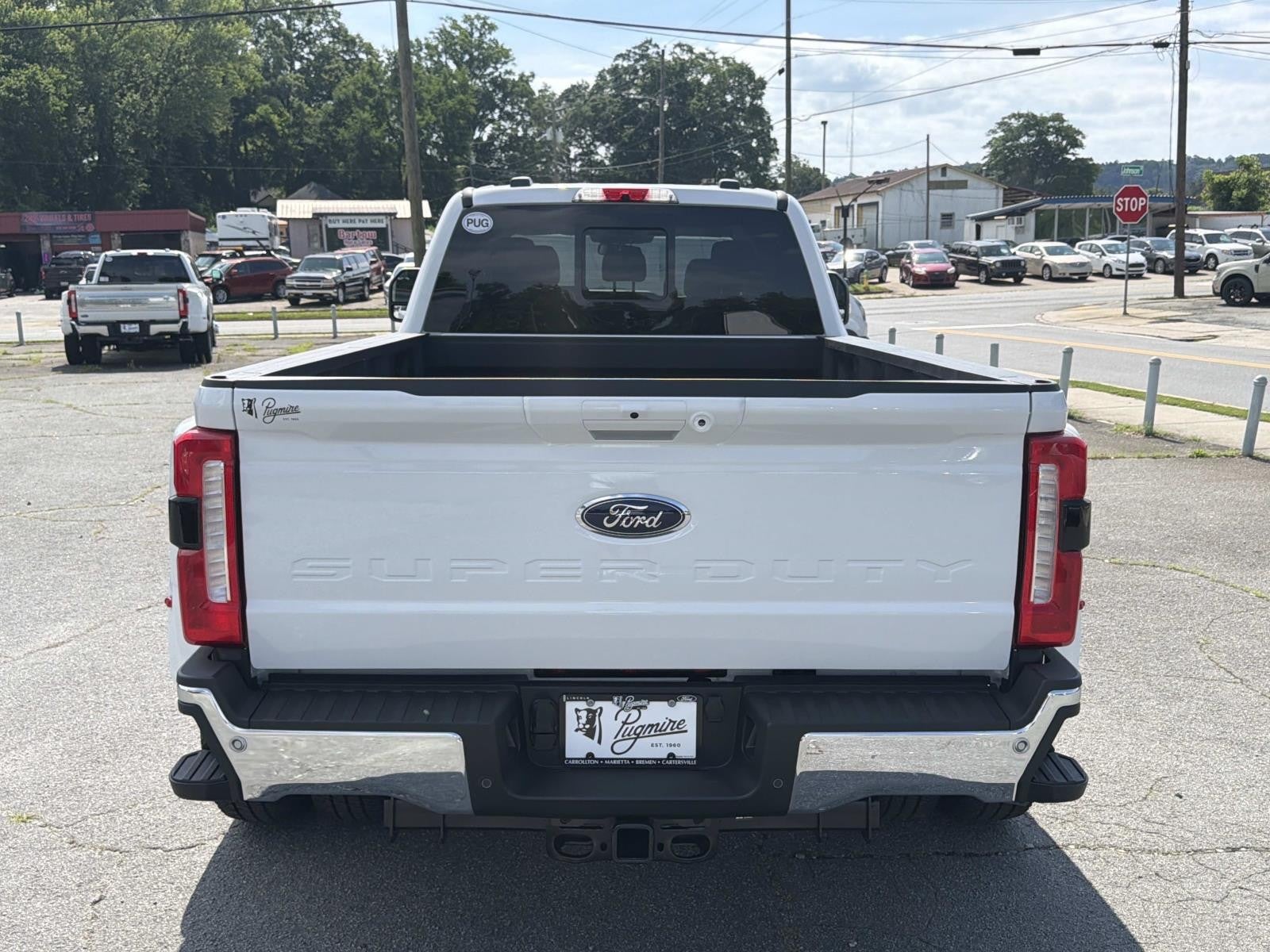 2026 Ford Super Duty F-350 DRW LARIAT 4WD CREW CAB 8' BO