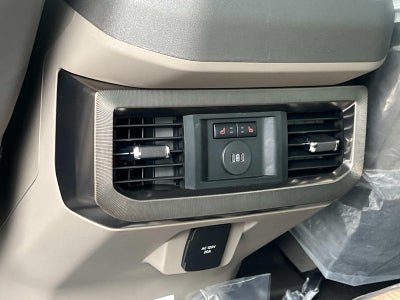 2026 Ford Super Duty F-350 DRW PLATINUM 4WD CREW CAB 8'