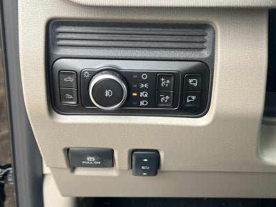 2026 Ford Super Duty F-350 DRW PLATINUM 4WD CREW CAB 8'