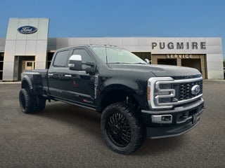 2026 Ford Super Duty F-350 DRW PLATINUM 4WD CREW CAB 8' PUG PACKAGE