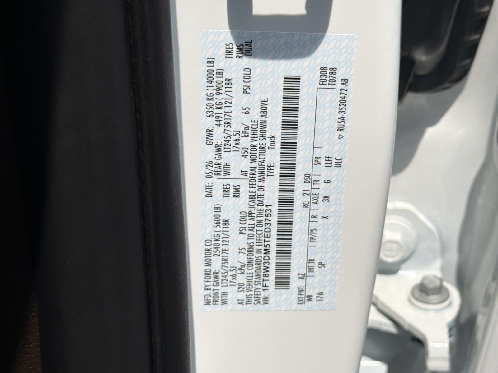 2026 Ford Super Duty F-350 DRW KING R 4WD CREW CAB 8' BO