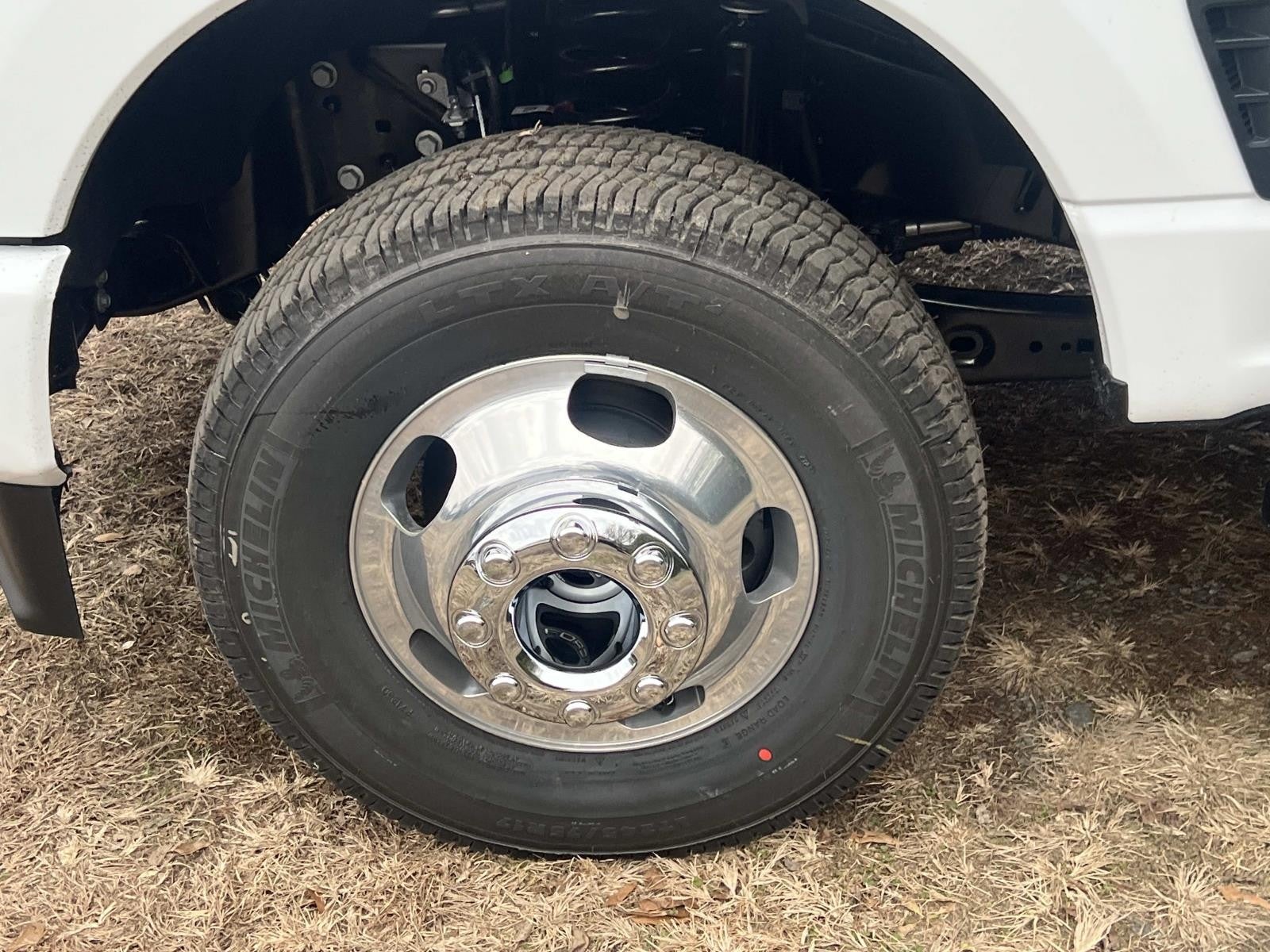 2026 Ford Super Duty F-350 DRW XL 4WD CREW CAB 8' BOX