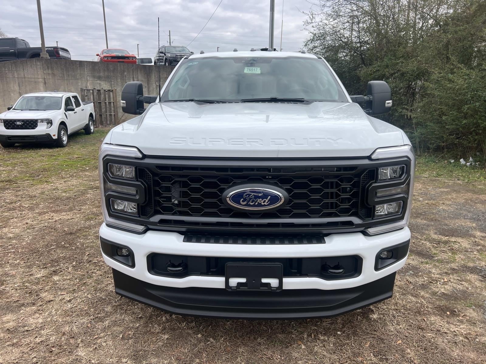 2026 Ford Super Duty F-350 DRW XL 4WD CREW CAB 8' BOX