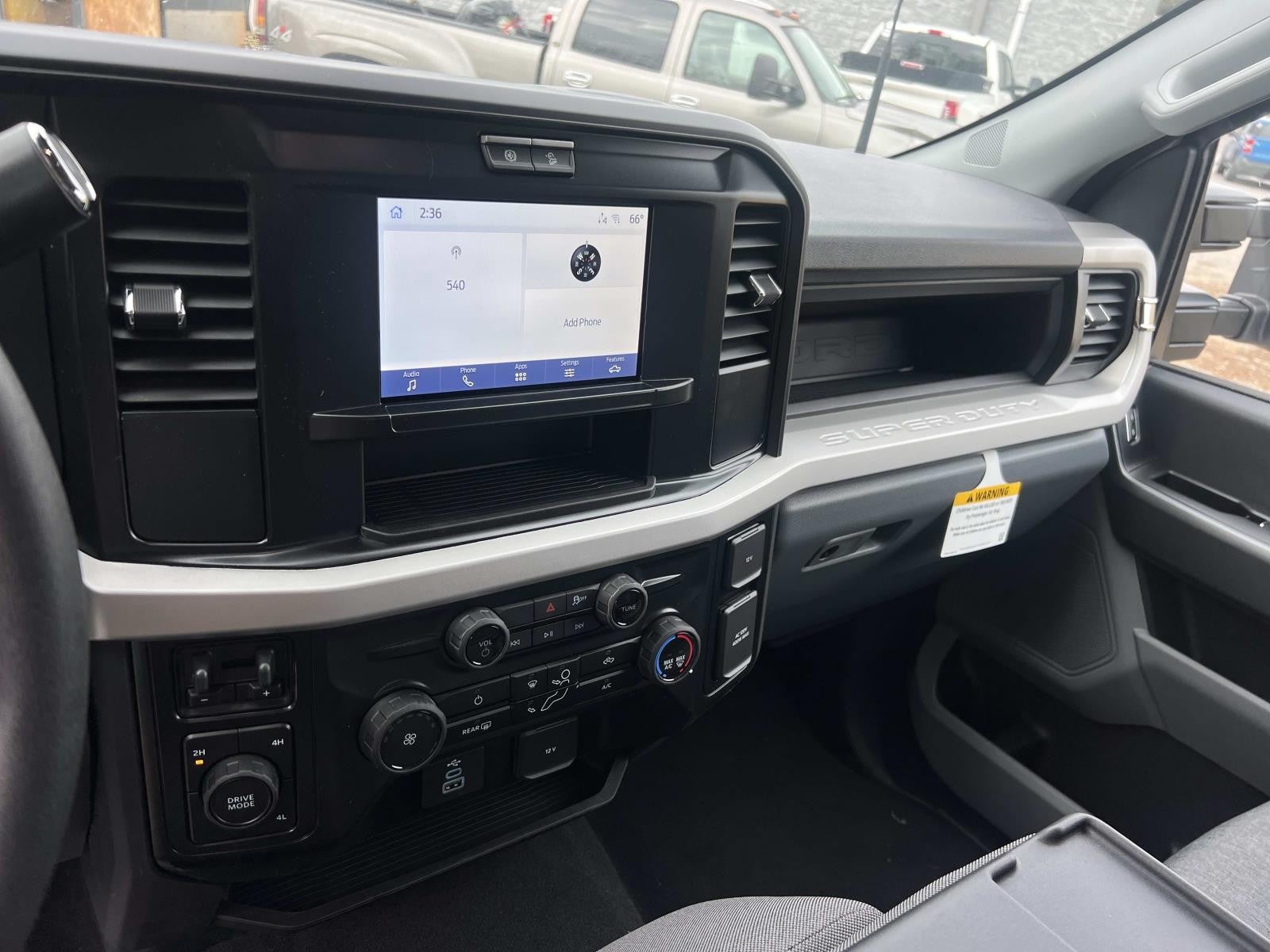 2026 Ford Super Duty F-350 DRW XL 4WD CREW CAB 8' BOX