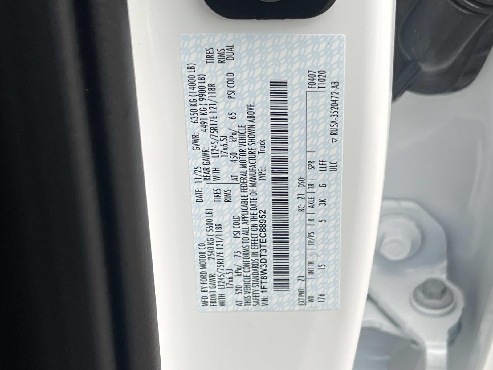 2026 Ford Super Duty F-350 DRW XL 4WD CREW CAB 8' BOX