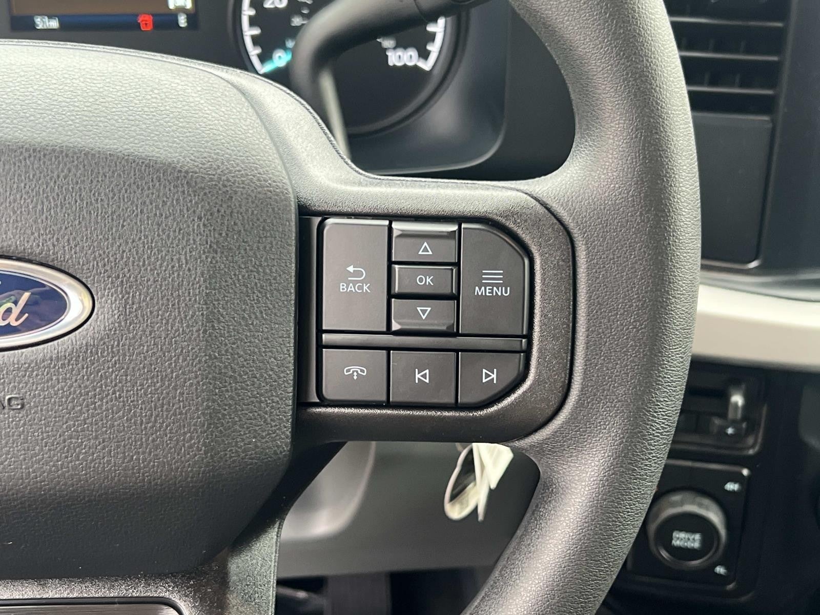 2026 Ford Super Duty F-350 DRW XL 4WD CREW CAB 8' BOX